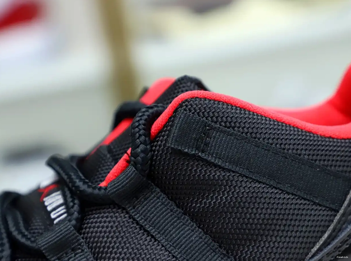JORDAN RETRO AIR BRED LOW 11 0513